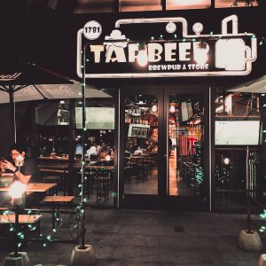 Photo "Tawfeernl provides everything you need for your Arabic table"