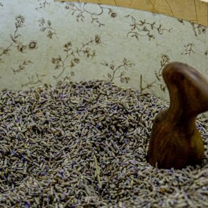 Photo "Order dates, nuts, and rice from Tawfeernl now"
