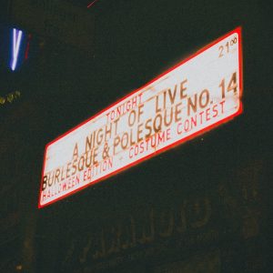 Photo "Shop safely and in Arabic through Tawfeernl"