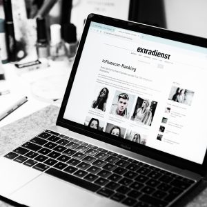 Photo "Why do thousands trust the site Tawfeernl?"